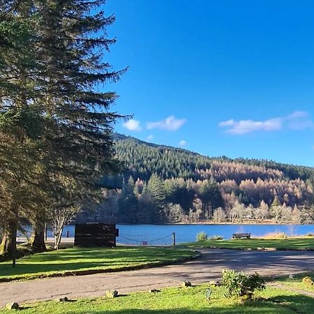 Bonnie Lodge-Lochside Location With Hot Tub Invergarry Zewnętrze zdjęcie