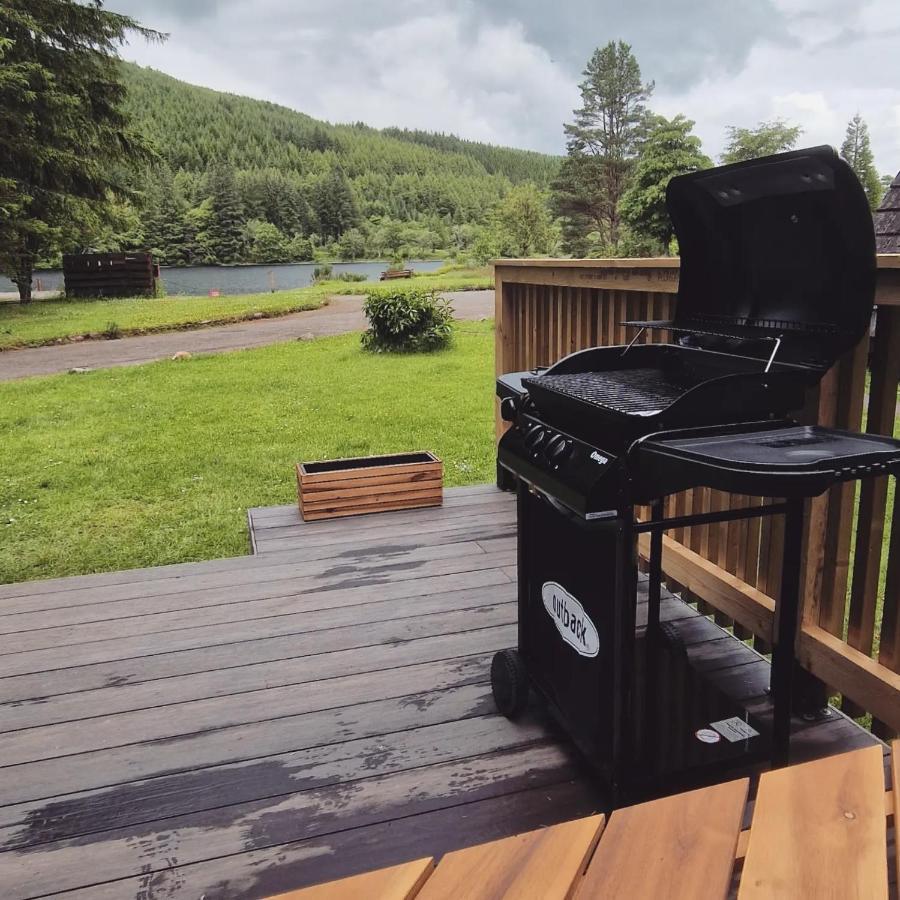 Bonnie Lodge-Lochside Location With Hot Tub Invergarry Zewnętrze zdjęcie